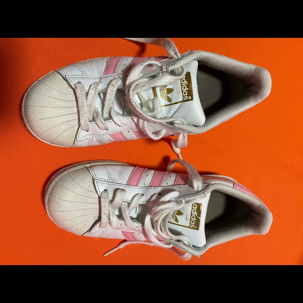 Adidas superstar